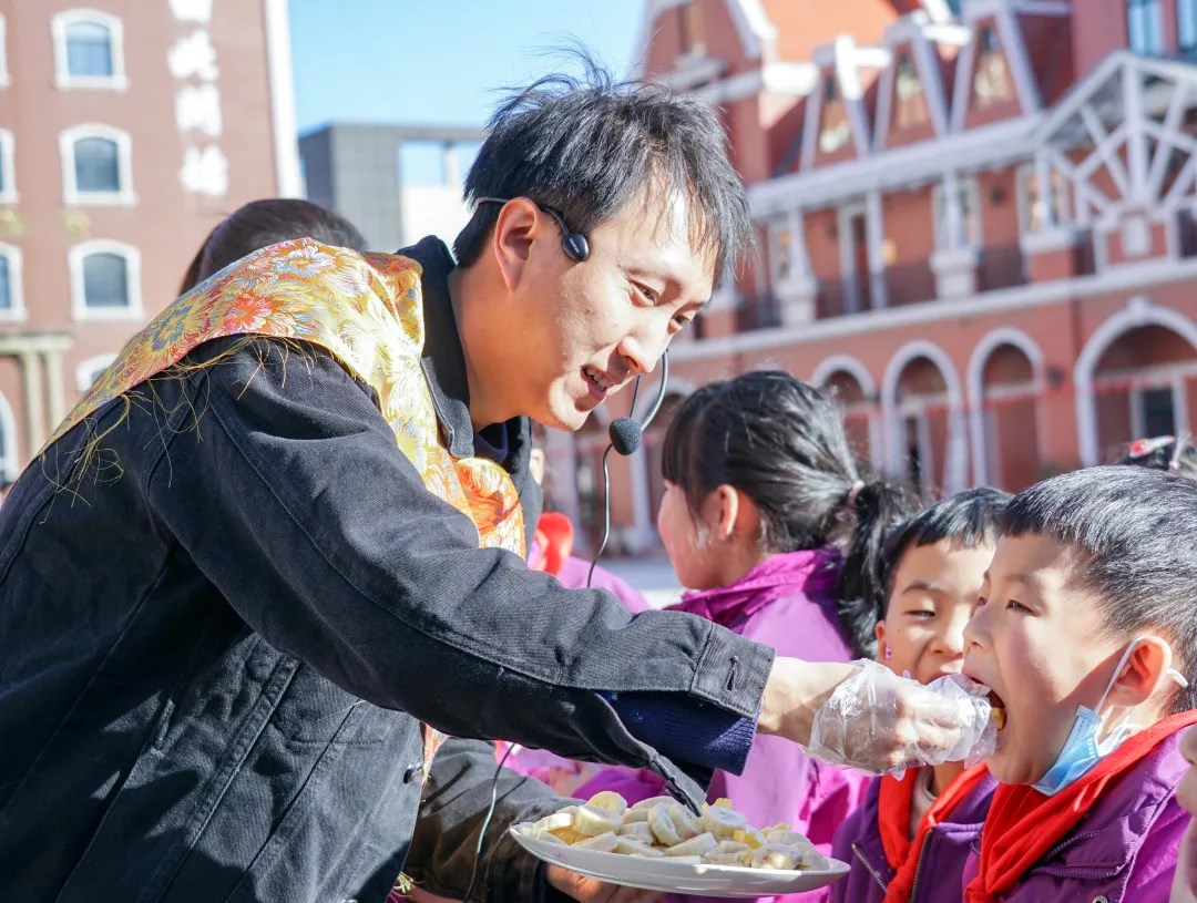 燦爛十一月，“英”你而精彩——洛陽東外小學(xué)部英語節(jié)